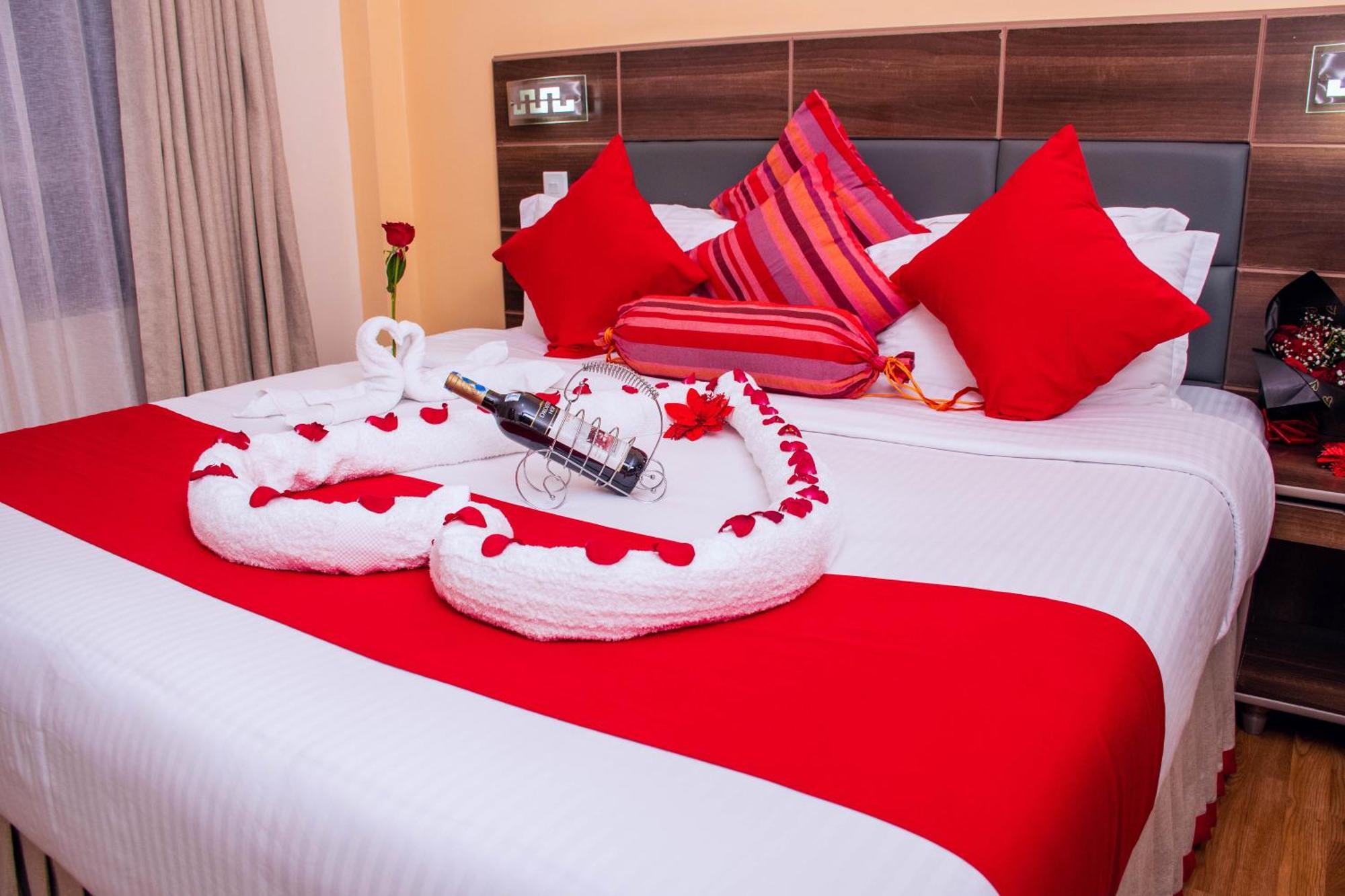 Buraha Zenoni Hotel And Resort Νακούρου Εξωτερικό φωτογραφία