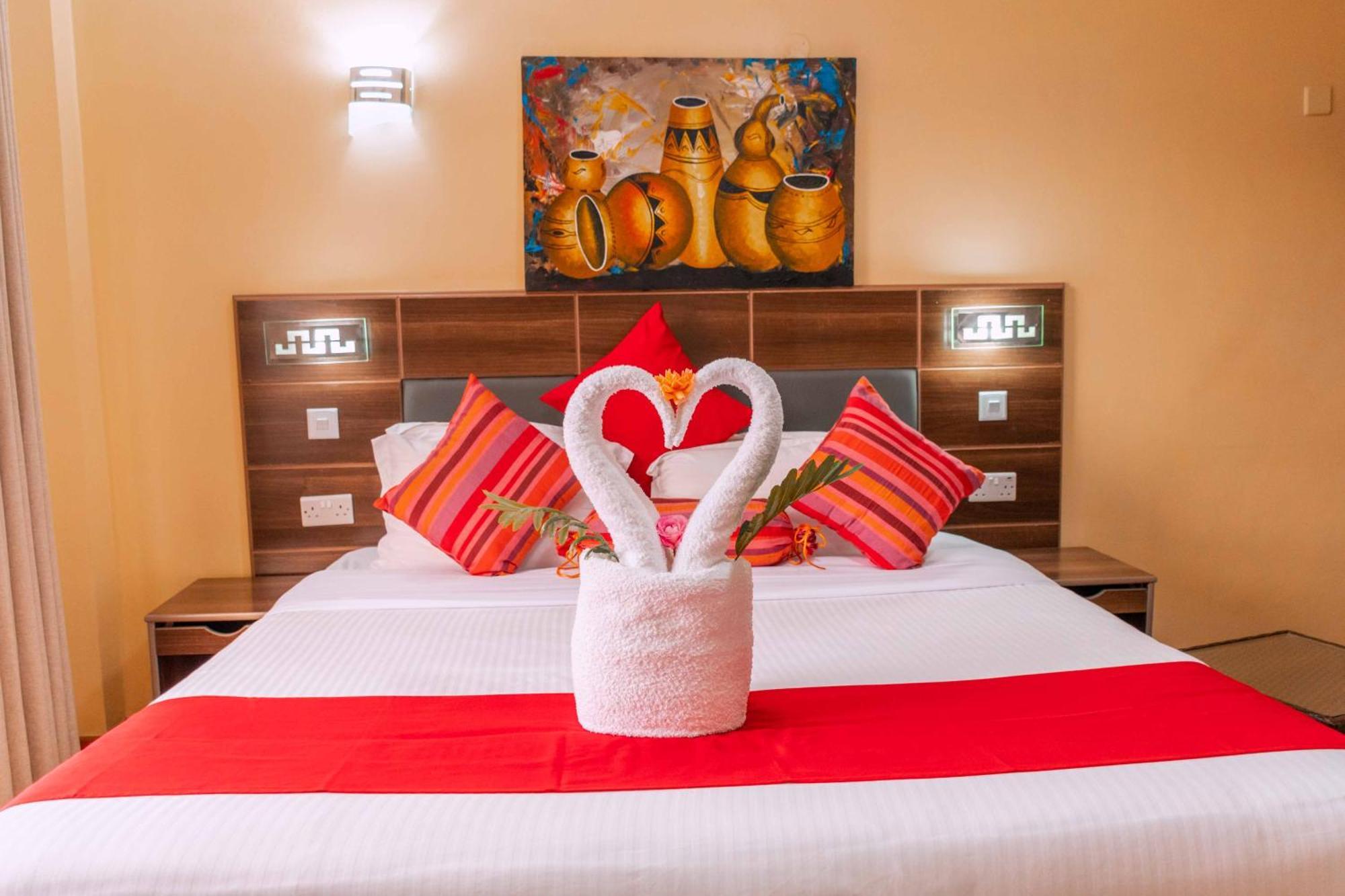 Buraha Zenoni Hotel And Resort Νακούρου Εξωτερικό φωτογραφία