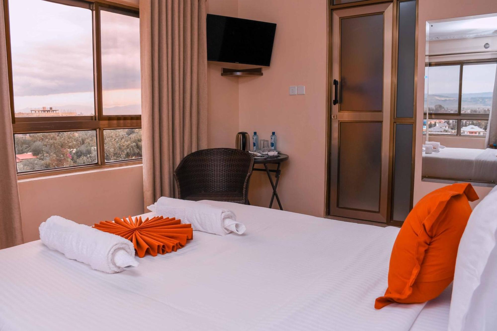 Buraha Zenoni Hotel And Resort Νακούρου Εξωτερικό φωτογραφία
